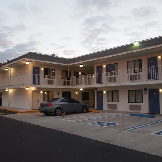 Motel 6 Lantana, FL