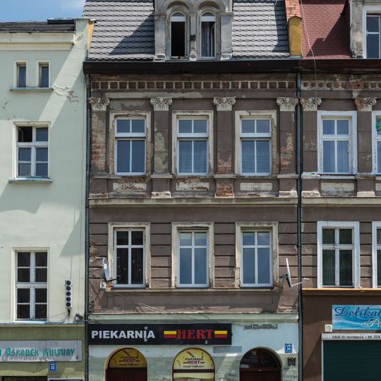 31 Market Square in Niemcza