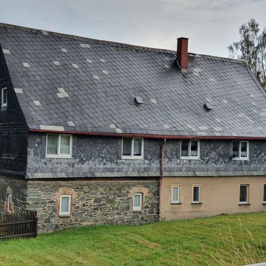 Seitengebäude eines Dreiseithofes Hauptstraße 72