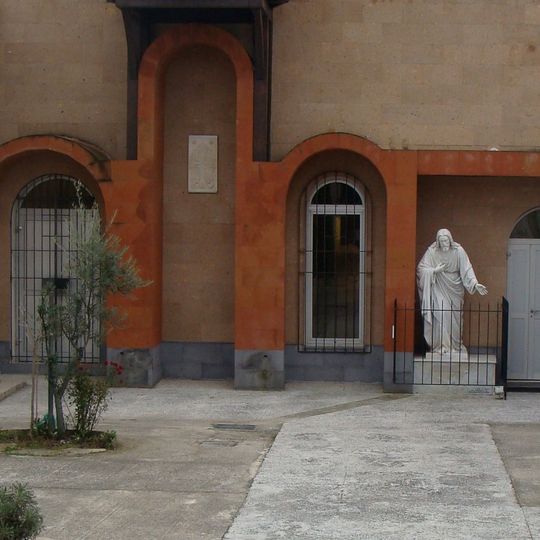 Église apostolique arménienne Saint-Grégoire-l'Illuminateur de Beaumont