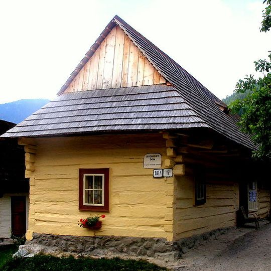 Roľnícka usadlosť, dom ľudový