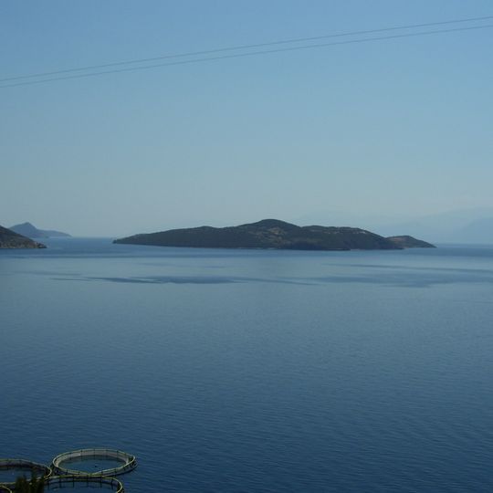 Trizonia island