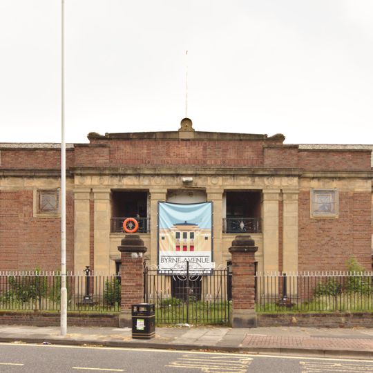 Byrne Avenue swimming baths, Rock Ferry