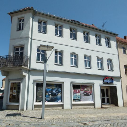 Wohnhaus in Ecklage Altmarkt 9
