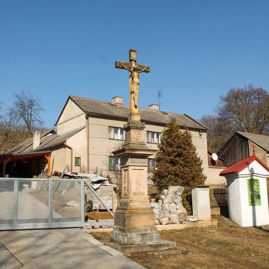 Kříž v Cakově na okraji vesnice