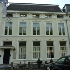 Koninginnegracht 27, The Hague