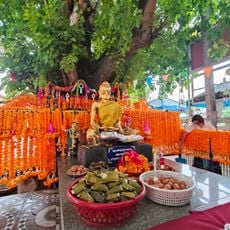 Wat Photharam