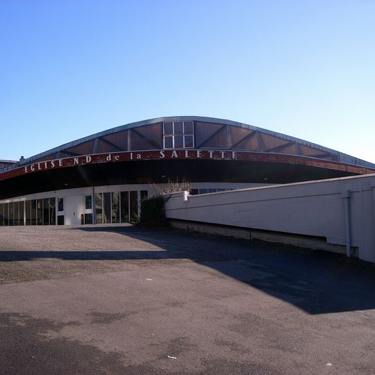 Église Notre-Dame-de-la-Salette de Saint-Martin-d'Hères