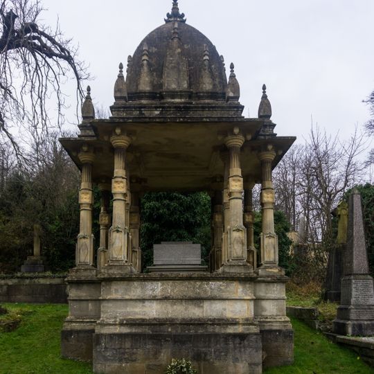 Tombeau de Radja Râm Mohun Roy, Arnos Vale Cemetery