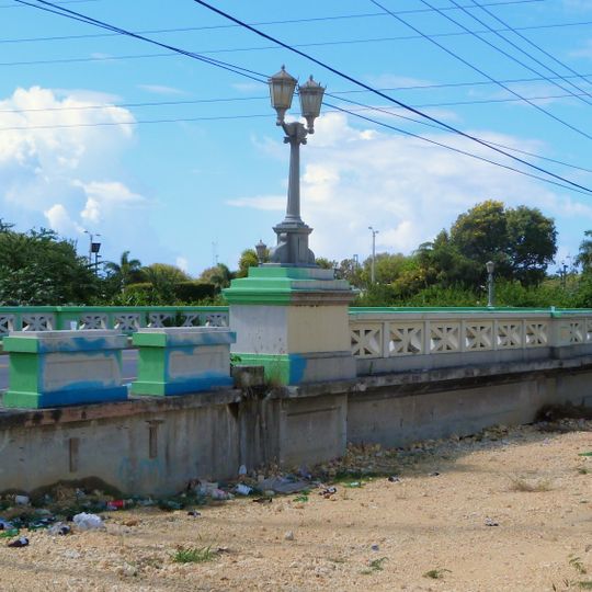 Puente Río Portugués