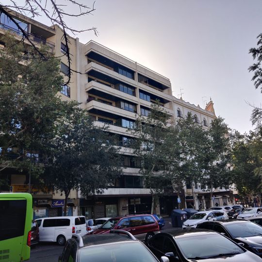 Edificio de viviendas en plaza de Colón, nº 10