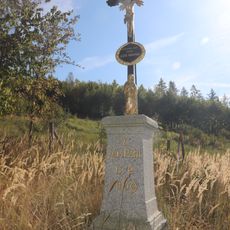 Kříž v lese u Bochovic