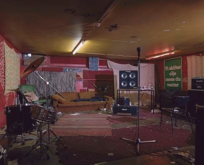 Interior 0