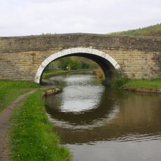 Leeds And Liverpool Canal Farnhill Bridge 183A At Se0020 4663