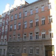 Mietshaus in geschlossener Bebauung Jahnstraße 55