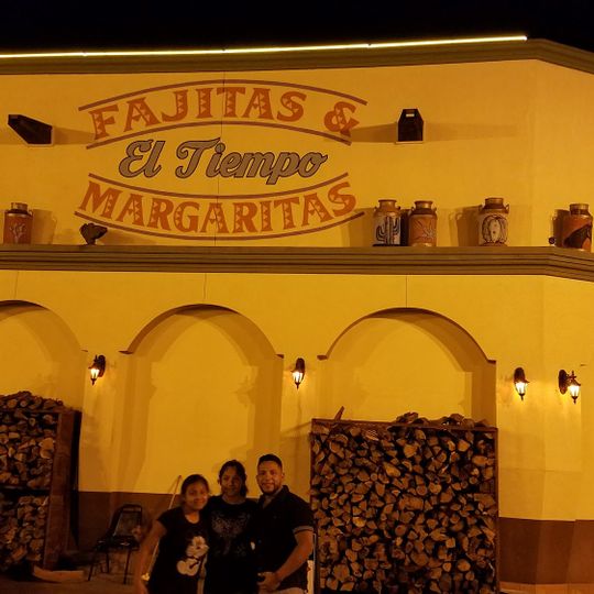 El Tiempo Cantina
