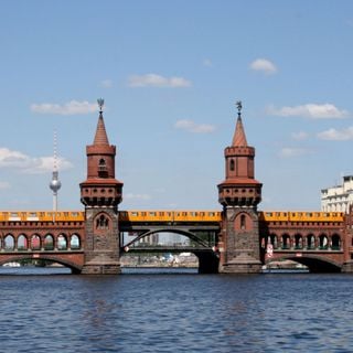 Puente de Oberbaum