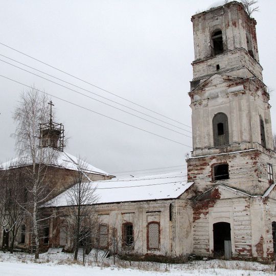 Троицкая церковь с остатками живописи