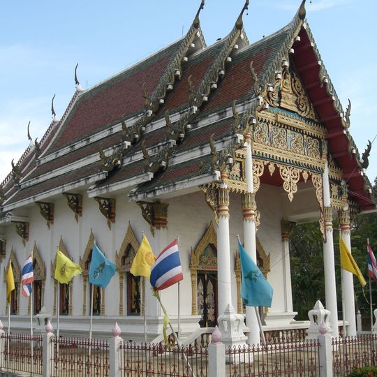 Wat Bang Namphueng Nok