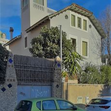 Casa Trinitat Greuzer