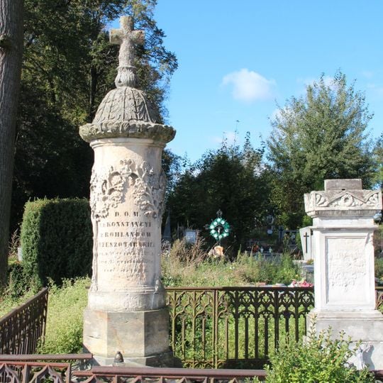 Parish cemetery in Bychawka Pierwsza