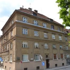 Byty štátnych zamestnancov, dom bytový-sekcia I.