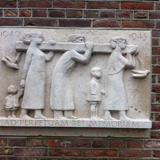 Monument aan de N.H. Kerk