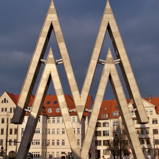 Doppeltes M des Messegeländes Prager Straße 200