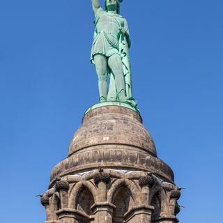 Pomnik Arminiusza Hermana w Detmold