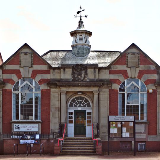 Newton-le-Willows Library