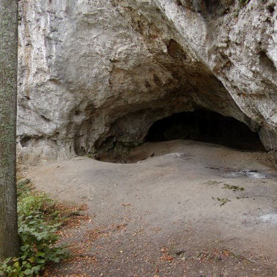 Veľká a Malá dolnosokolská jaskyňa