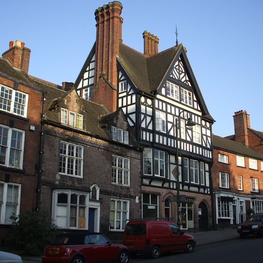 60, St Edward Street