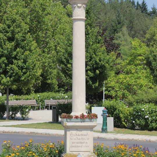Trinity column, Wiesen