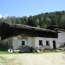 Kornkasten und Zubau beim Tötscher
