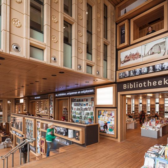 Arnhem Rozet public library