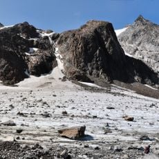 Lavaz glacier