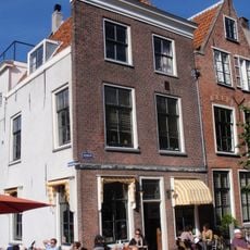 Gerecht 2, Leiden