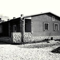 Wohnhaus, Bordellbaracke