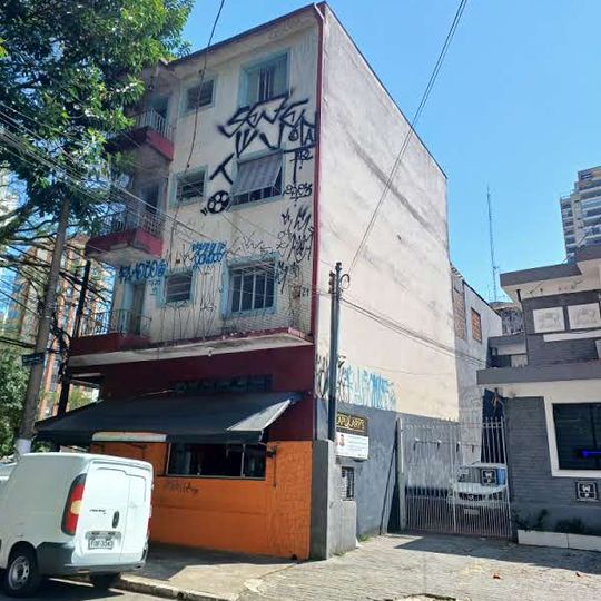 Imóvel à Rua Dona Inácia Uchoa, nº 31