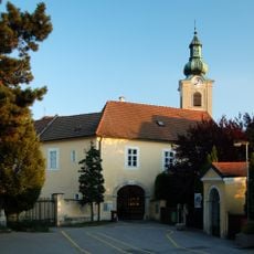 Wehrkirchhof mit Wehrmauer