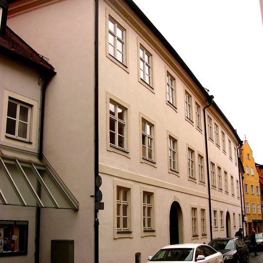 Ehem. Verwaltungsbau