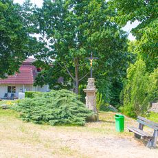 Kříž v Solnici u křižovatky Rychnovské a Domašínské ulice