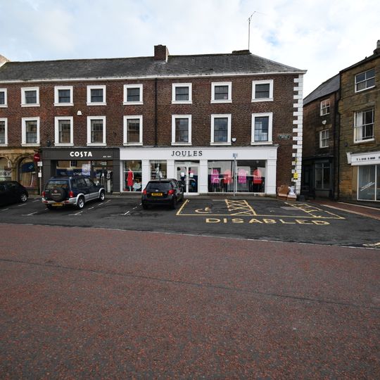 69-75, Bondgate Within