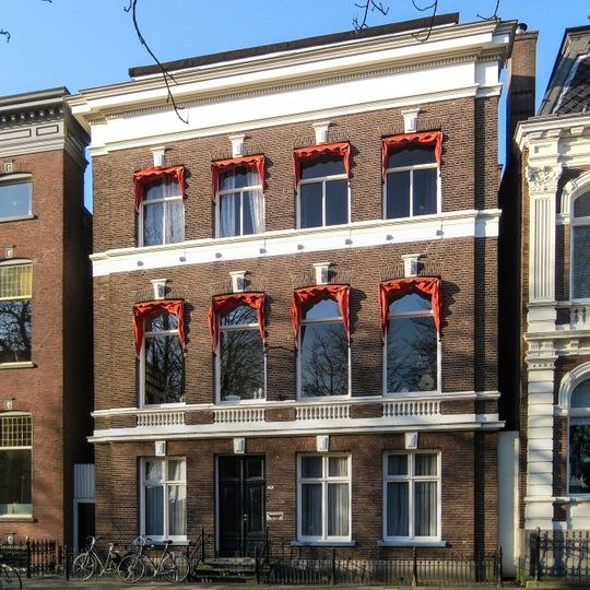 Ubbo Emmiussingel 25