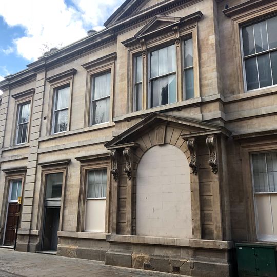 8 And 10, Trinity House Lane