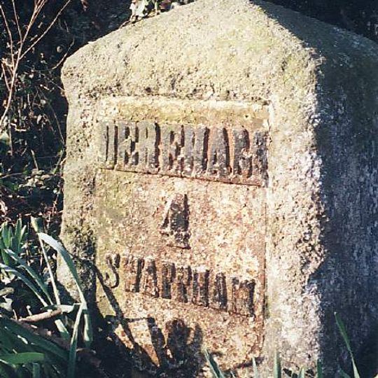 Milestone, 25yds E of Walnut Farm