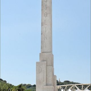 Mussolini obelisk