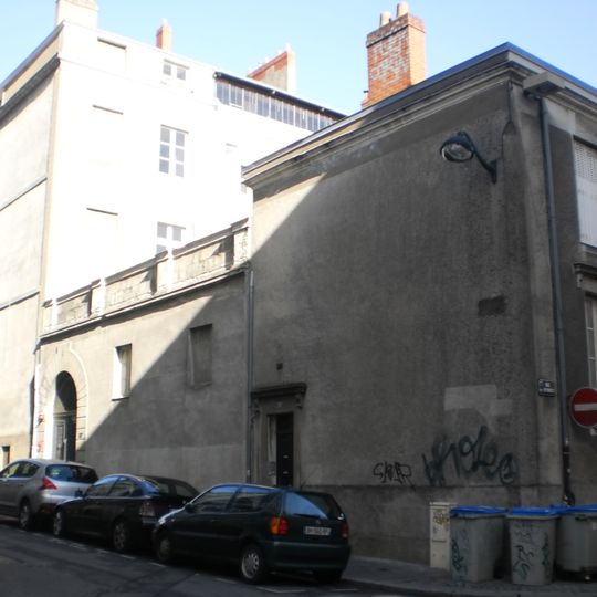 Immeuble au 2 rue des Cadeniers