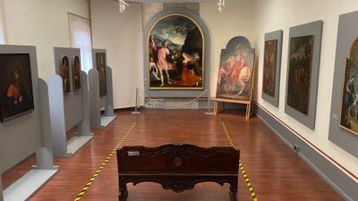Interior 2