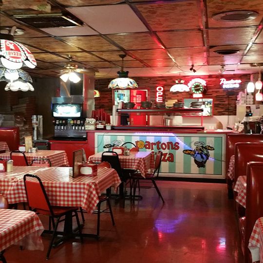 Parton's Pizza